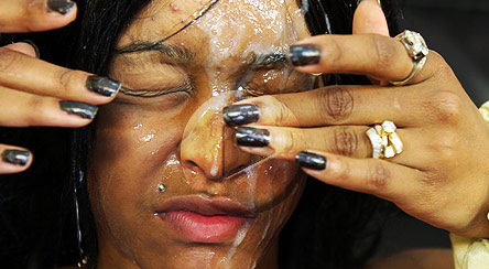 Nadiaa Nasty Gets A Facial